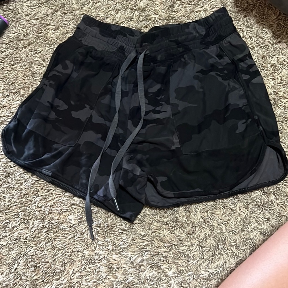 Soft n sexy camo shorts